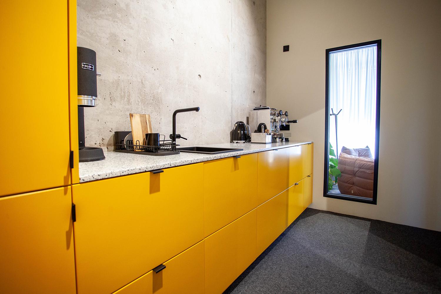 PRINZTRAEGER_Simon_Paul_Office_04.jpg