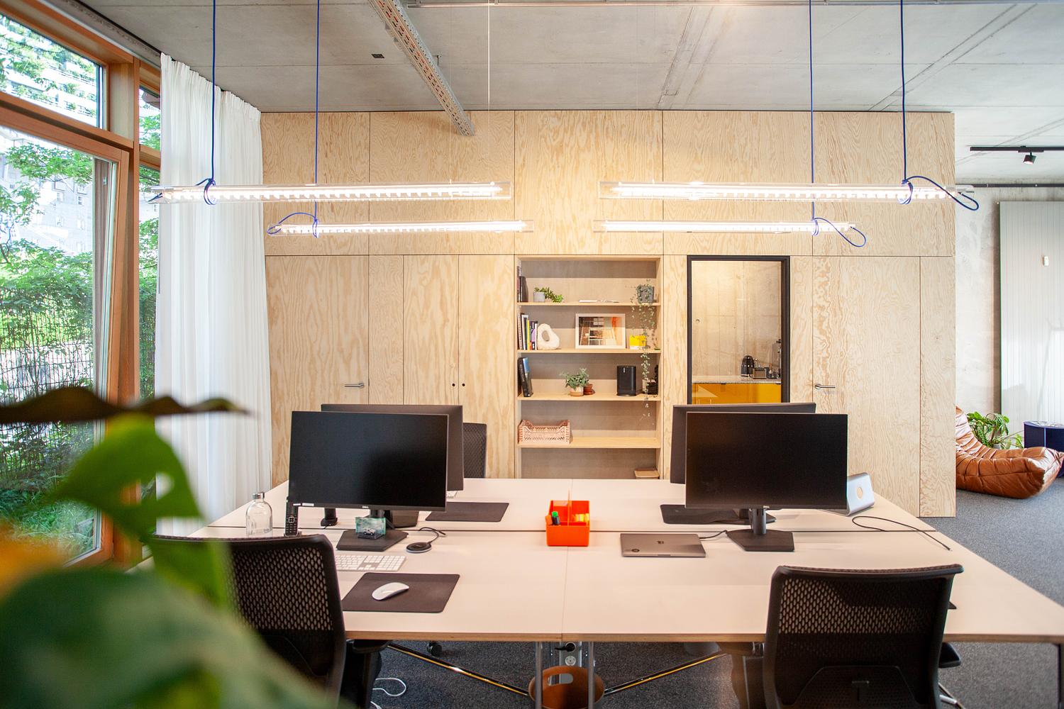 PRINZTRAEGER_Simon_Paul_Office_02.jpg